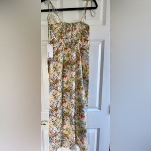 BRAND NEW Beautiful reformation dress in floral print